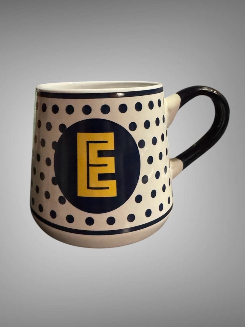 INITIAL E MUG